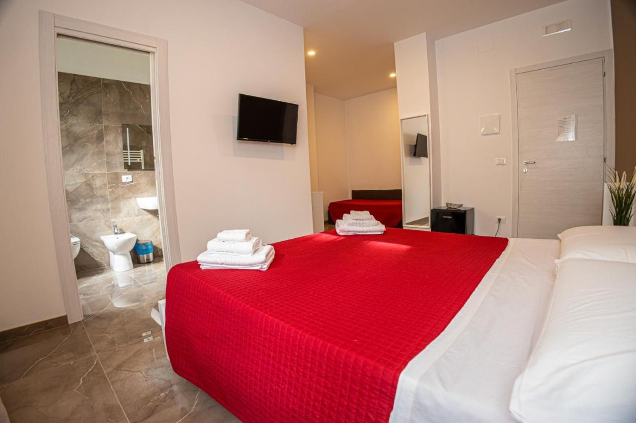 Suebi Rooms Термоли Екстериор снимка