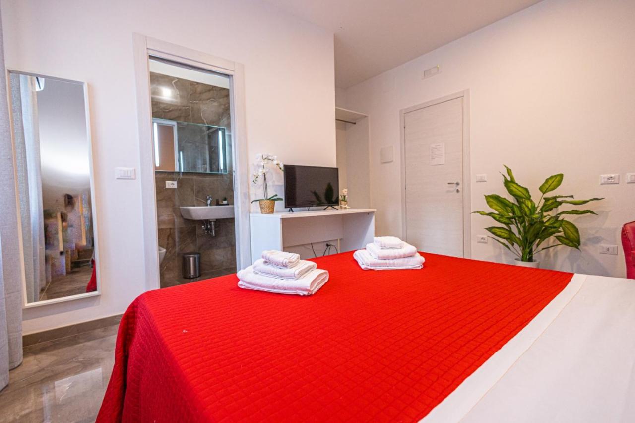 Suebi Rooms Термоли Екстериор снимка